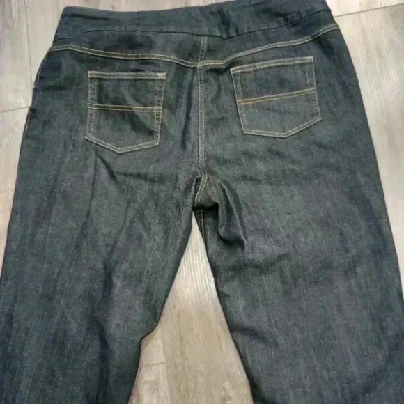 Carrol Reed jeans capris - Picture 4 of 6